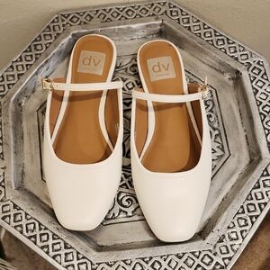 DV by Dolce Vita Women's White Square-Toe Ballet Flat Mules